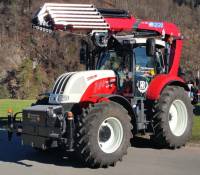 Traktor mit Kran